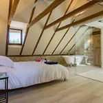 ヴィラ La Serenite