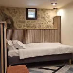 ヴィラ La Serenite *